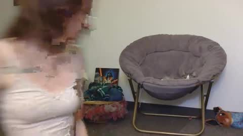 Snapshot of valleriestarr chatting on 02-06-25, 04:42 Vallerie Starr online show from 02-06-25, 04:42