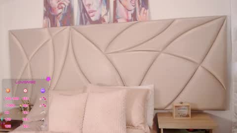 Vallery online show from 01-24-25, 05:32