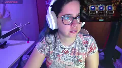 Im Violet online show from 02-24-25, 12:30