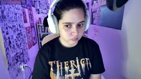 Im Violet online show from 10-02-25, 03:24