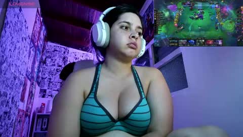 Im Violet online show from 04-17-26, 02:14