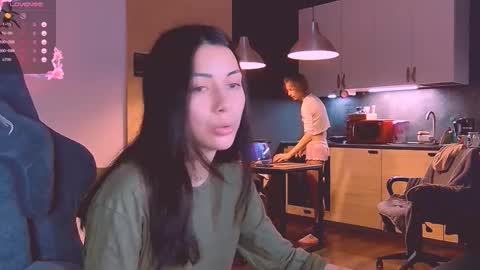 Snapshot of valorant_girl chatting on 10-24-25, 05:31 Little Devil online show from 10-24-25, 05:31