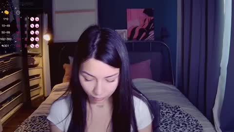 Little Devil online show from 04-17-26, 04:32