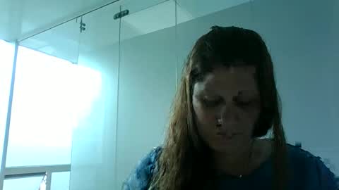 Snapshot of valu2208 chatting on 10-08-25, 02:47 valu2208 online show from 10-08-25, 02:47