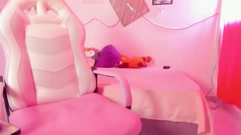 Snapshot of valy_hot chatting on 09-27-25, 03:28 valeria online show from 09-27-25, 03:28