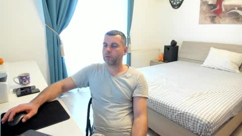 Snapshot of valyvalisimo chatting on 04-01-26, 06:25 valyvalisimo online show from 04-01-26, 06:25