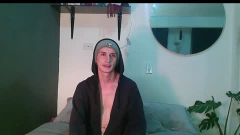 Snapshot of vamp_noah chatting on 01-27-25, 12:54 Vamp Noah and Dan online show from 01-27-25, 12:54