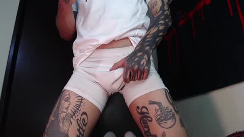 david guzman i model independenthelp me with a thumbs up online show from 02-02-25, 12:30