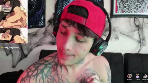 david guzman i model independenthelp me with a thumbs up online show from 10-23-25, 04:28