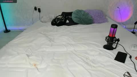 Snapshot of vamppire_girl chatting on 09-29-25, 12:10 Vamppire Girl online show from 09-29-25, 12:10