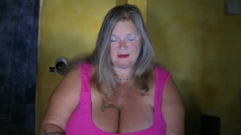 vampwoman online show from 05-12-26, 06:43