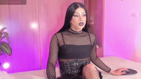 Cinnamon  online show from 10-05-25, 10:13