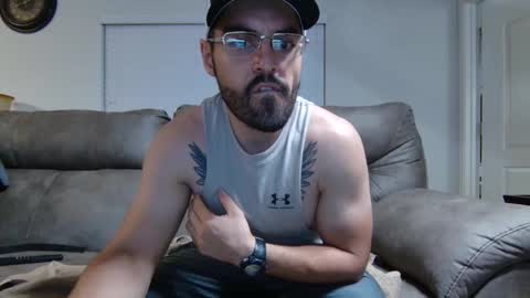 Snapshot of vampz888 chatting on 04-15-26, 04:19 HUNG LATINO 888 bigcock fit athletic latino online show from 04-15-26, 04:19