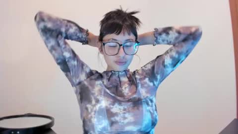 Babi Alu online show from 10-16-25, 01:50