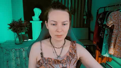 Snapshot of vandarossi chatting on 12-26-24, 09:01 Vanda online show from 12-26-24, 09:01