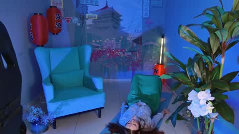 Snapshot of vandarossi chatting on 01-22-25, 08:18 Vanda online show from 01-22-25, 08:18