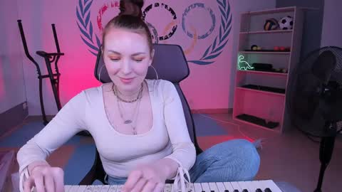 Snapshot of vandarossi chatting on 01-26-25, 02:19 Vanda online show from 01-26-25, 02:19