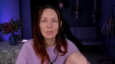 Snapshot of vandarossi chatting on 02-14-25, 08:10 Vanda online show from 02-14-25, 08:10