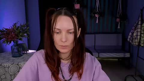 Snapshot of vandarossi chatting on 02-14-25, 11:10 Vanda online show from 02-14-25, 11:10