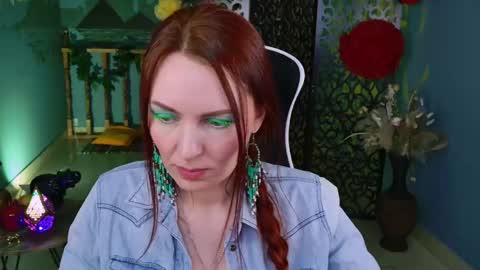 Snapshot of vandarossi chatting on 03-12-25, 02:34 Vanda online show from 03-12-25, 02:34