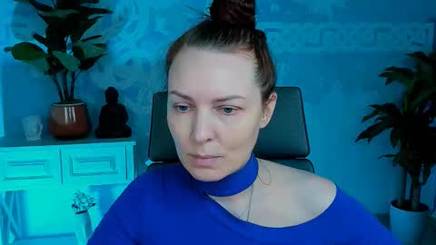 Snapshot of vandarossi chatting on 09-26-25, 10:19 Vanda online show from 09-26-25, 10:19