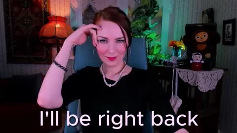 Snapshot of vandarossi chatting on 11-30-25, 09:24 Vanda online show from 11-30-25, 09:24