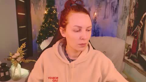 Snapshot of vandarossi chatting on 12-15-25, 09:24 Vanda online show from 12-15-25, 09:24