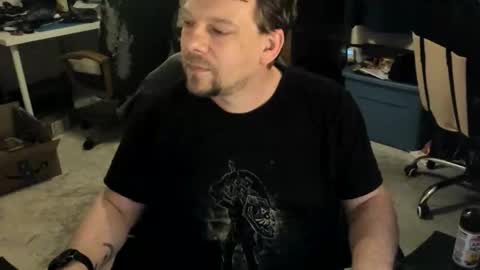 Snapshot of vandonh chatting on 11-20-25, 04:34 vandonh online show from 11-20-25, 04:34