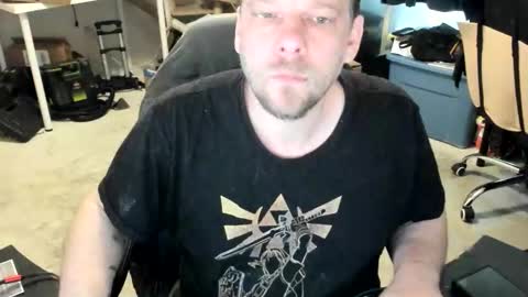 Snapshot of vandonh chatting on 03-29-26, 06:41 vandonh online show from 03-29-26, 06:41