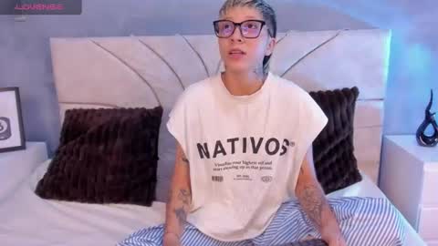 vane_grey online show from 06-16-26, 07:27