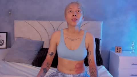 vane_grey online show from 07-27-26, 06:37