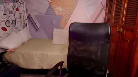 Snapshot of vane_latin18 chatting on 05-06-26, 09:42 vane_latin18 online show from 05-06-26, 09:42
