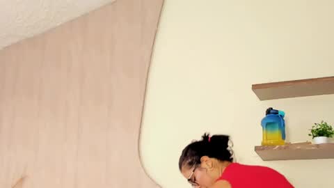 Snapshot of vane_lips chatting on 05-24-26, 09:42 V A N E online show from 05-24-26, 09:42