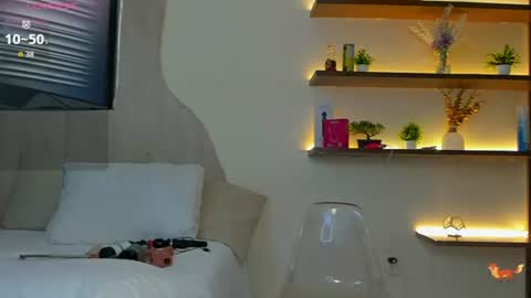 Snapshot of vane_lips chatting on 06-10-26, 02:56 V A N E online show from 06-10-26, 02:56