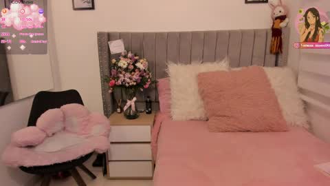 vanesa_moon_ online show from 04-11-26, 12:04