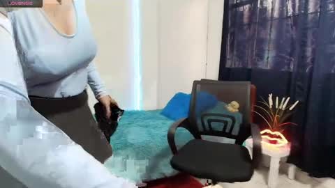 Vanesa online show from 04-08-26, 12:49