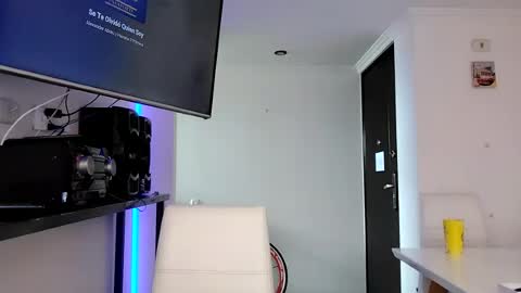 vanessa and samantha online show from 06-28-26, 03:51