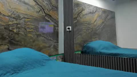 vanessa_cordoba online show from 10-09-25, 11:30