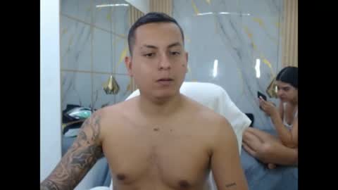 vanessa online show from 04-18-26, 07:07