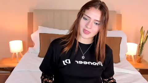 vanessa_foxyy online show from 05-20-26, 07:09