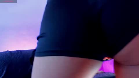 Snapshot of vanessa_gonzaless chatting on 11-07-25, 07:03 Vanessa online show from 11-07-25, 07:03