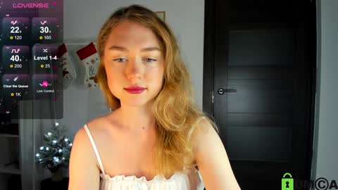 Snapshot of vanessa_maes chatting on 12-20-24, 04:53 Vanessa Maes online show from 12-20-24, 04:53