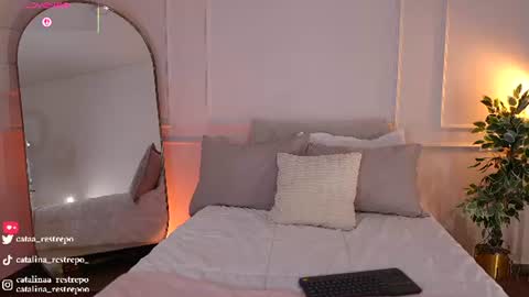 vanessa sexxy online show from 06-18-26, 01:39