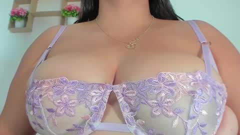 Snapshot of vanessa_sexyhot_ chatting on 02-09-26, 12:53 vanessa online show from 02-09-26, 12:53