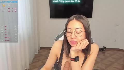 Snapshot of vanessa_sxy chatting on 12-25-24, 05:26 Vanessa online show from 12-25-24, 05:26