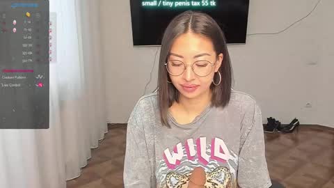 Snapshot of vanessa_sxy chatting on 02-21-25, 03:56 Vanessa online show from 02-21-25, 03:56