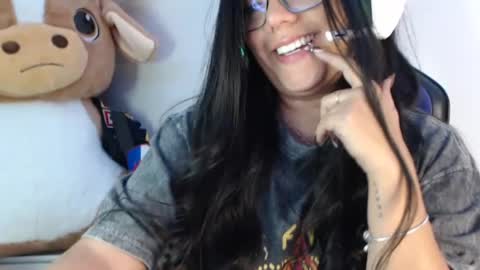 Snapshot of vanessa_wead chatting on 07-20-26, 04:16 Vane Wead online show from 07-20-26, 04:16
