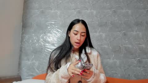 vanessaadol online show from 01-28-25, 10:34