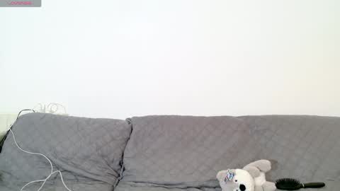 Snapshot of vanessaadol chatting on 05-13-26, 09:28 vanessaadol online show from 05-13-26, 09:28