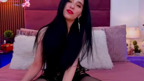 Snapshot of vanessaangelx chatting on 05-16-26, 05:59 Vanessa Diamond online show from 05-16-26, 05:59